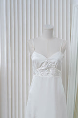 Classique Laced Dress (Made to Order)