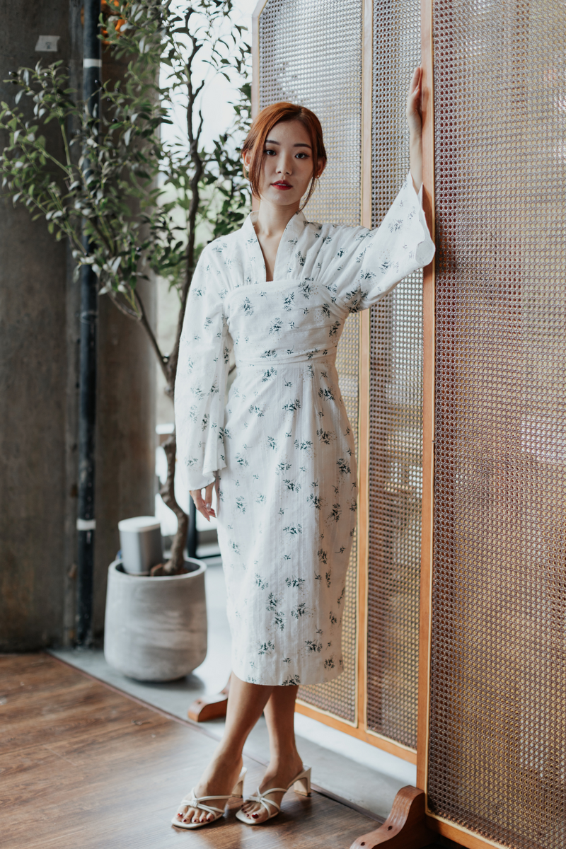 Ivory White Hinagiku Contemporary Hanfu Dress