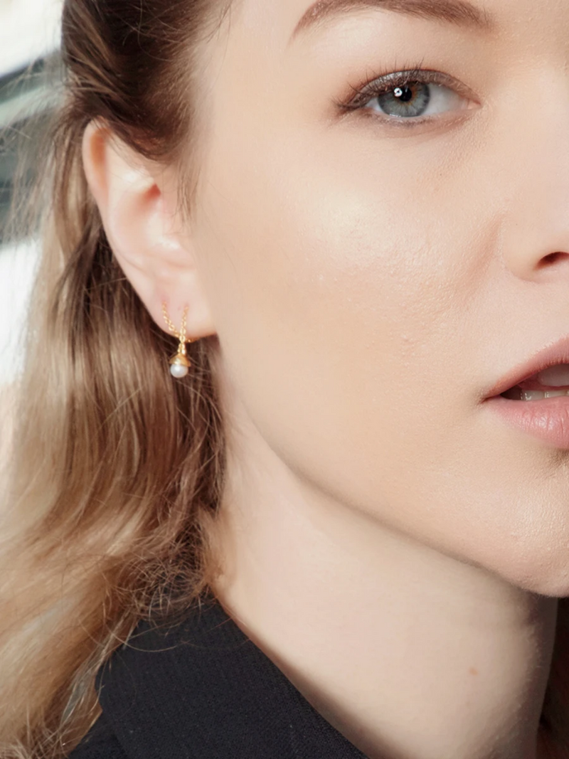 Diane Ear Threader - Freshwater Pearl (Rose Gold)