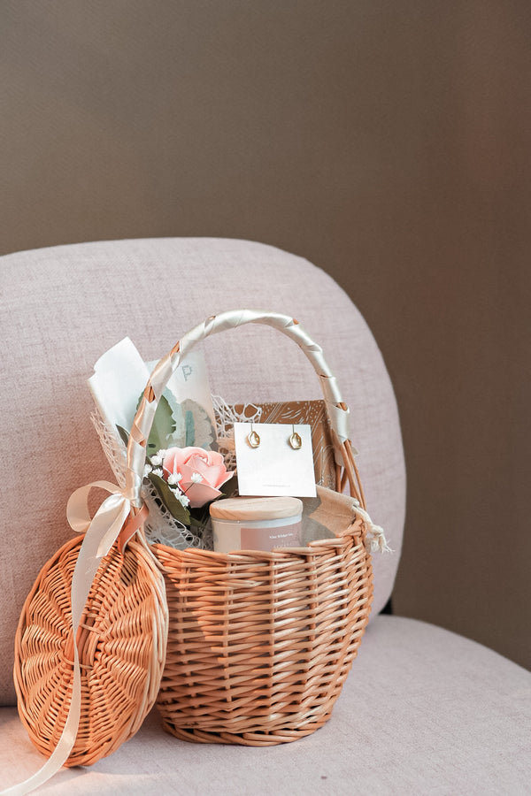 Mother's Day Gift Basket - Pink Rose