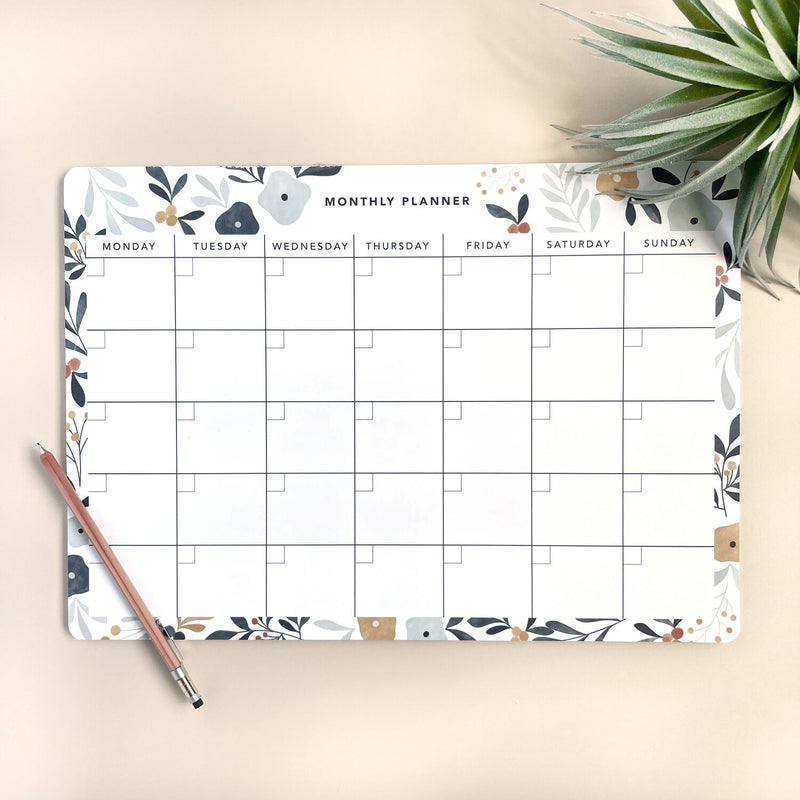 Summer Fields Desktop Monthly Planner