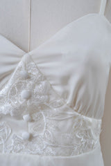 Classique Laced Dress (Made to Order)
